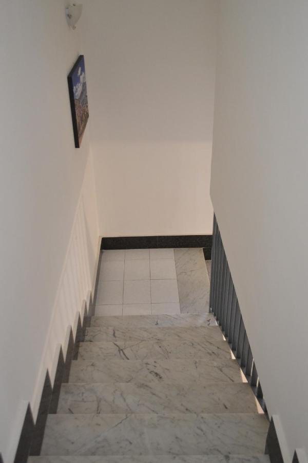 B&B Casa Di Lauro Trecase Bagian luar foto